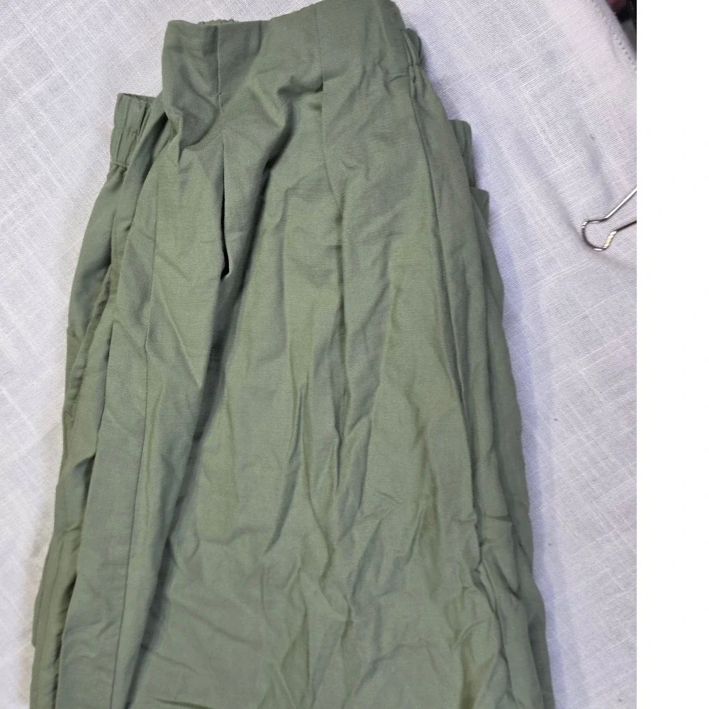 A New Day Olive Green Pleated Tapered Leg Pants Womens XL Elastic Waist Casual